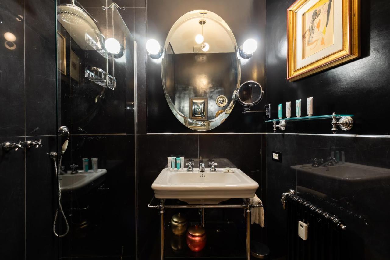 Appartement Chic And Style In Historical Via Giulia